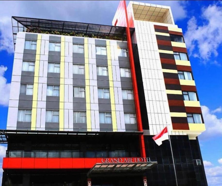 Grand Abe Hotel Jayapura Buitenkant foto